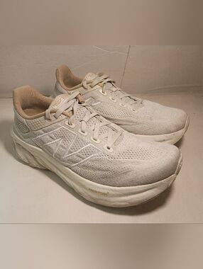 Women's 8.5D New Balance Fresh Foam x 1080v13 Running Shoe Beige/Khaki W108013A